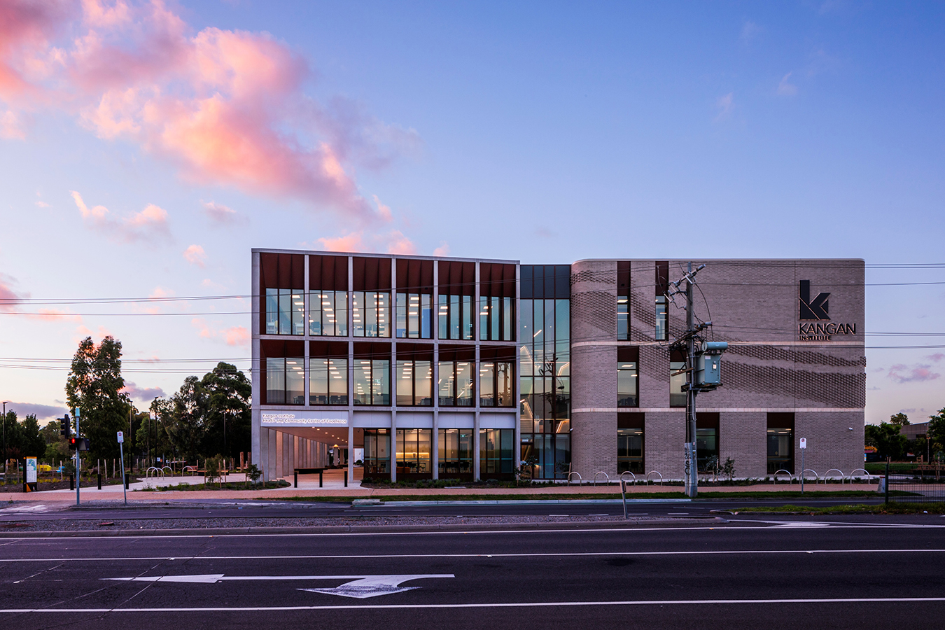 Kangan Institute Health and Community Centre of Excellence viewed from Pearcedale Parade