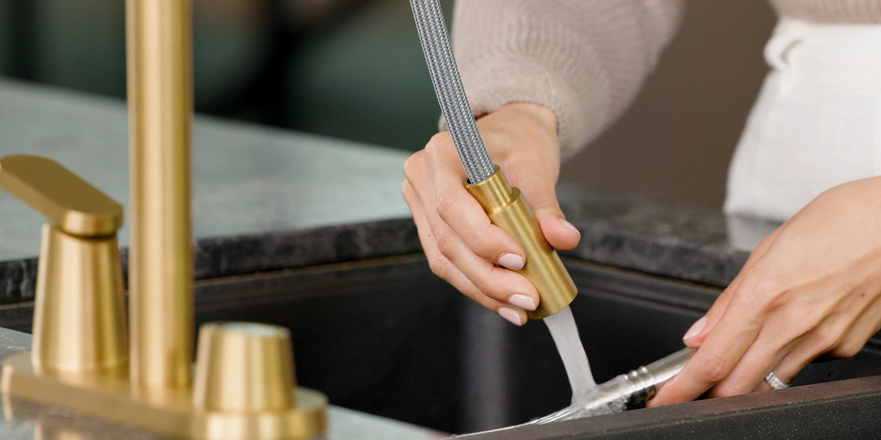 Unique 3 in One Pull Out Design