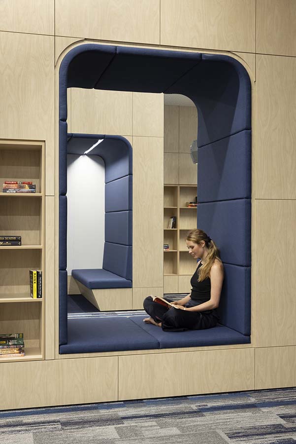Library Reading Nook. Photo by Dianna Snape