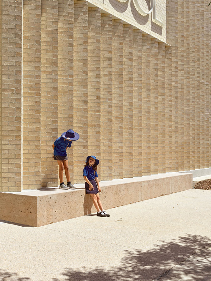 Cumberland Road entry seat.