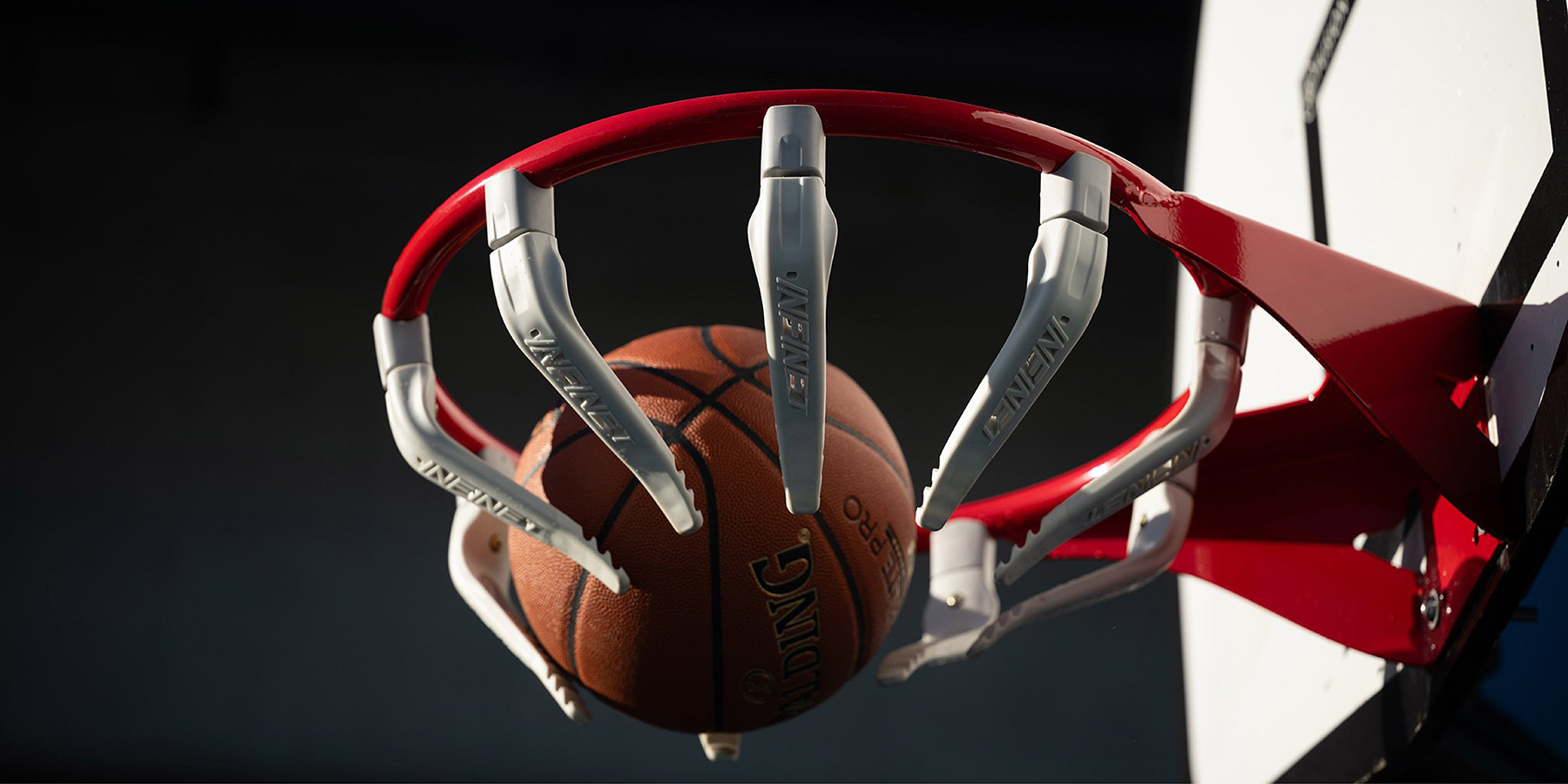 Infinet - Ball travelling through