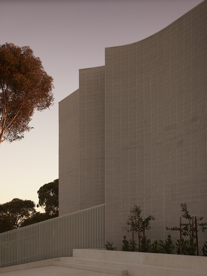 Crestdale Road detail