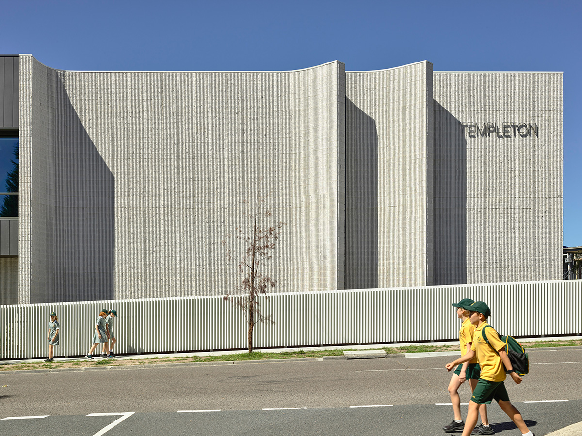 Crestdale Road elevation