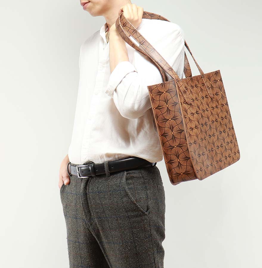 INFINI BAG - PRINTED RECYCLED LEATHER - ON THE SHOULDER